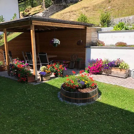 לינה וארוחת בוקר Haus Walch