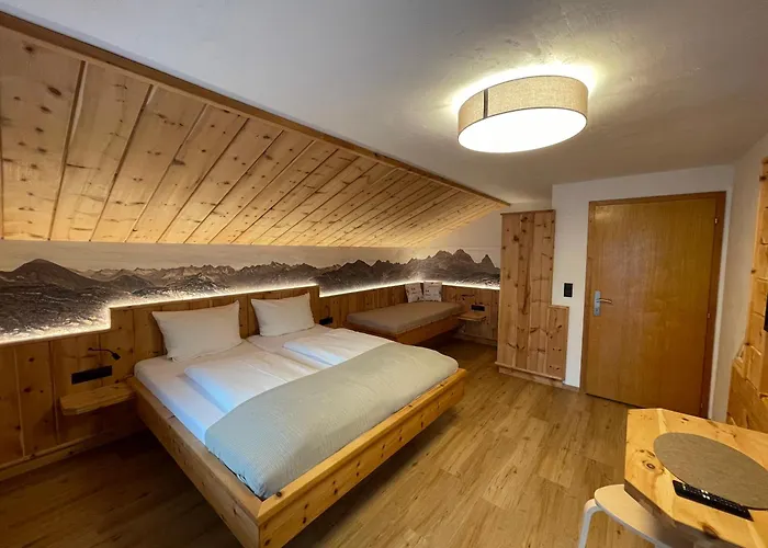 Haus Walch Bed & Breakfast 3*