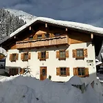 فندق مبيت وإفطار Haus Walch